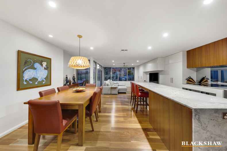 146 Hopetoun Circuit Yarralumla 146 Hopetoun Circuit Yarralumla