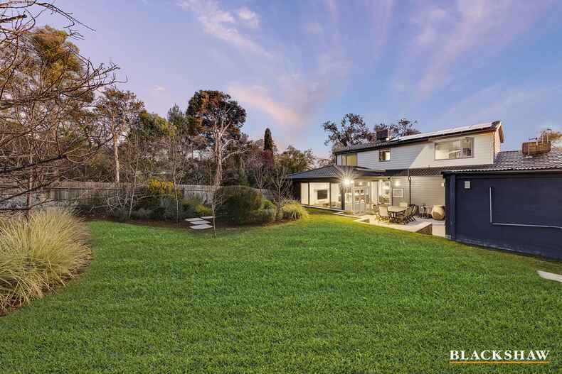 146 Hopetoun Circuit Yarralumla 146 Hopetoun Circuit Yarralumla