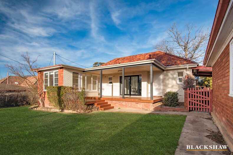 24 Barrallier Street Griffith 24 Barrallier Street Griffith