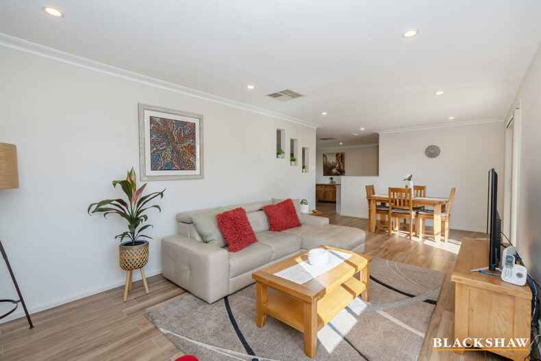 11 Counsel Street Holder 11 Counsel Street Holder