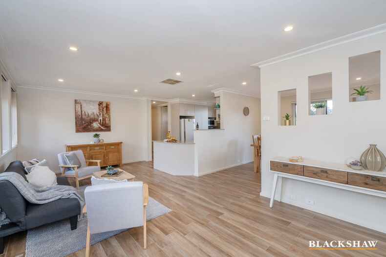 11 Counsel Street Holder 11 Counsel Street Holder