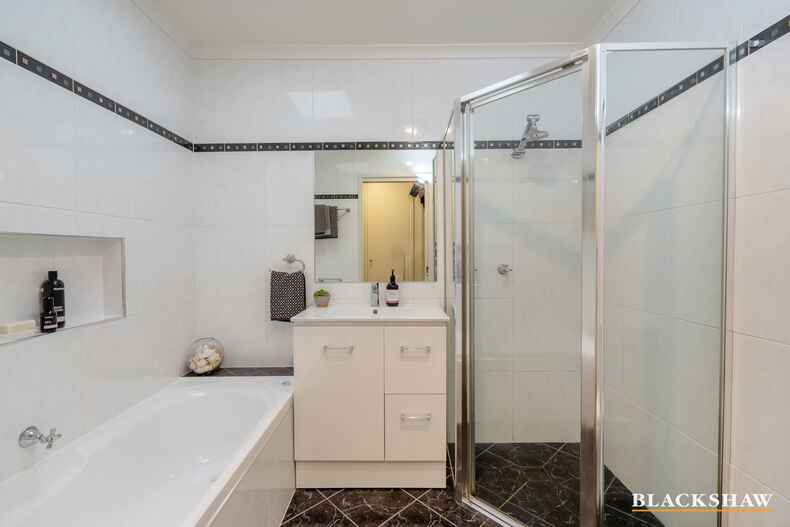 11 Counsel Street Holder 11 Counsel Street Holder