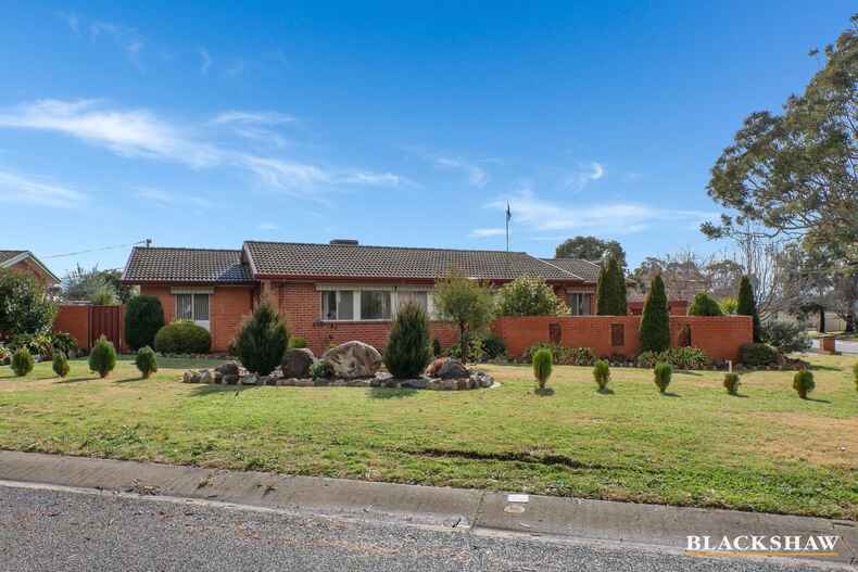 11 Counsel Street Holder 11 Counsel Street Holder