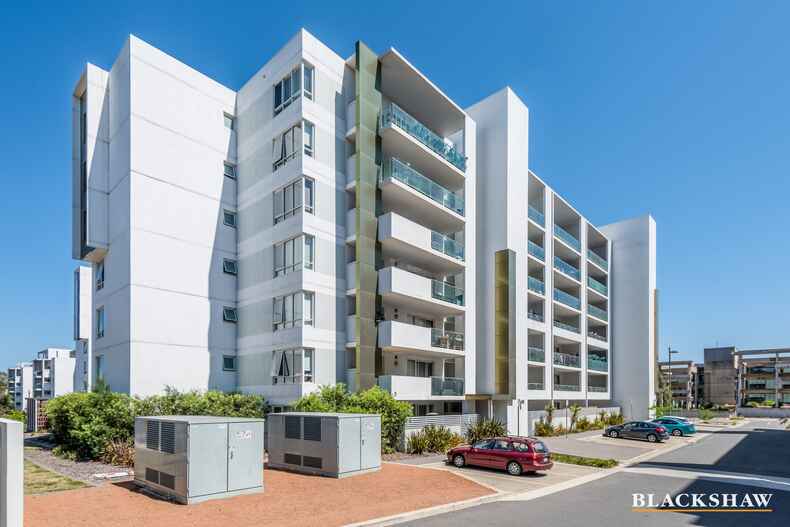77/64 College Street Belconnen 77/64 College Street Belconnen