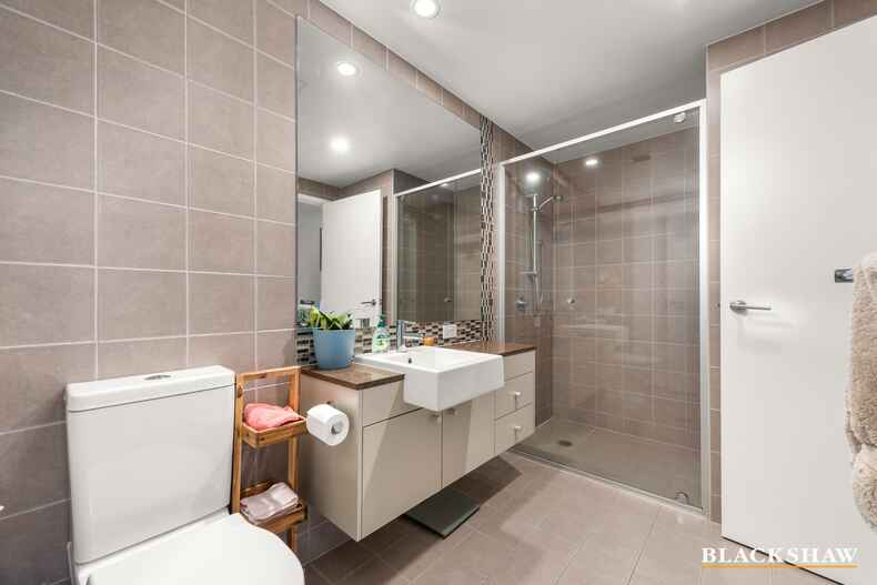 77/64 College Street Belconnen 77/64 College Street Belconnen