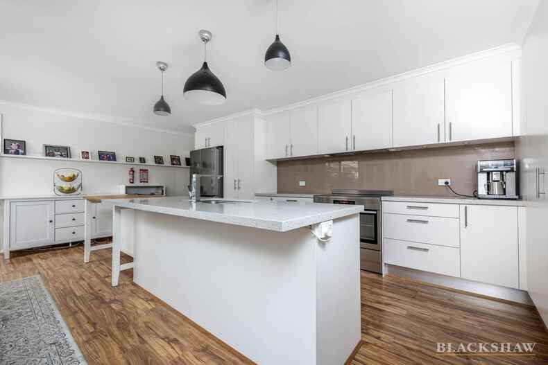 10 Haugh Place Oxley 10 Haugh Place Oxley