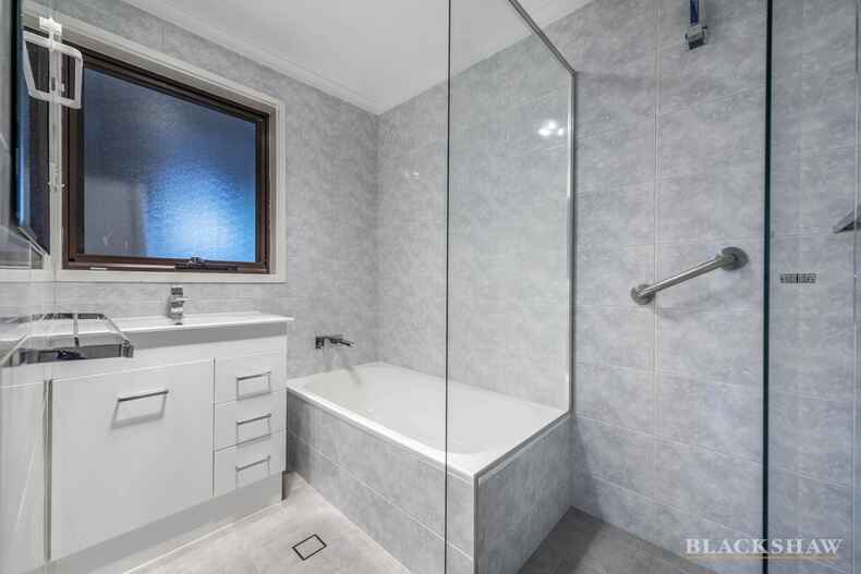 10 Haugh Place Oxley 10 Haugh Place Oxley