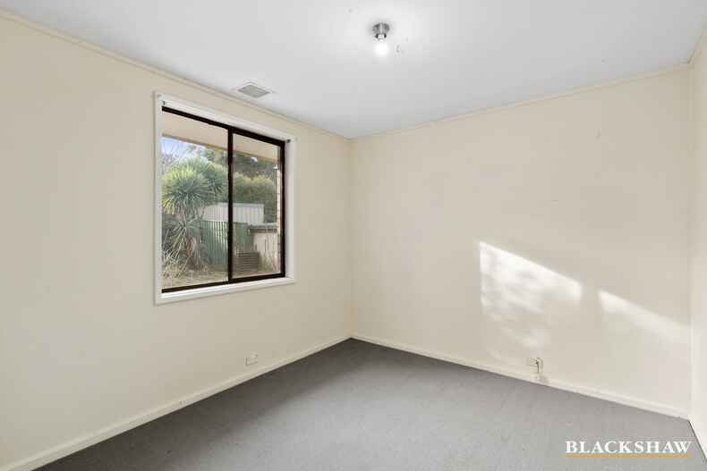 6 Alinda Place Giralang 6 Alinda Place Giralang