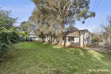 6 Alinda Place Giralang