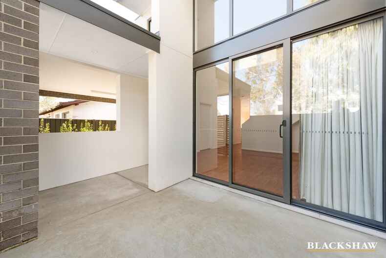 1/106 Mawson Drive Mawson 1/106 Mawson Drive Mawson