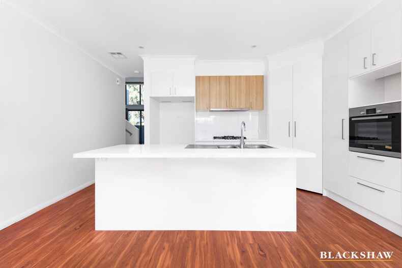 1/106 Mawson Drive Mawson 1/106 Mawson Drive Mawson