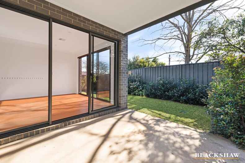 1/106 Mawson Drive Mawson 1/106 Mawson Drive Mawson