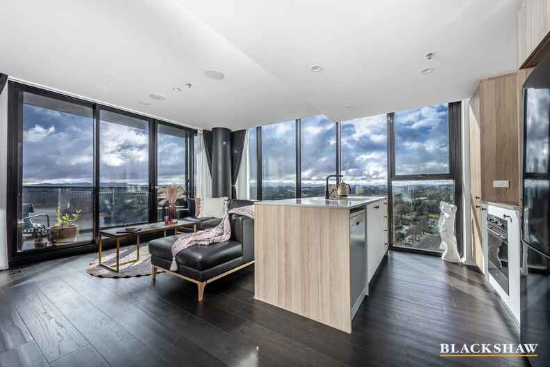 1011/4 Grazier Lane Belconnen