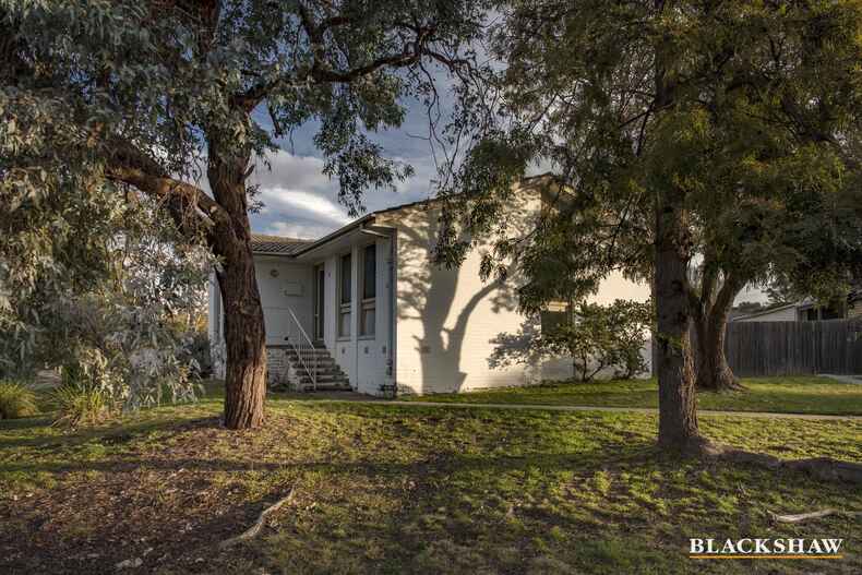 1 Pratt Place Scullin 1 Pratt Place Scullin