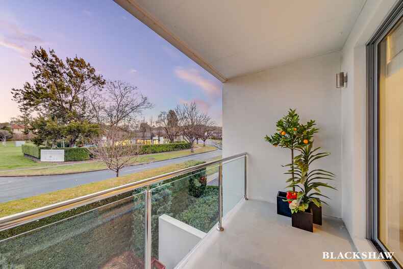 1B Weston Street Yarralumla 1B Weston Street Yarralumla