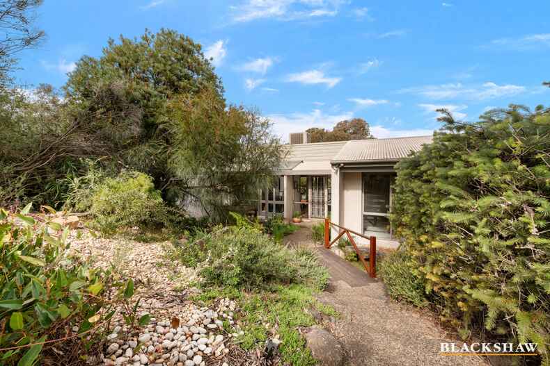 6 Cuthbertson Crescent Oxley 6 Cuthbertson Crescent Oxley