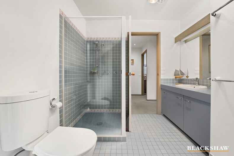 6 Cuthbertson Crescent Oxley 6 Cuthbertson Crescent Oxley