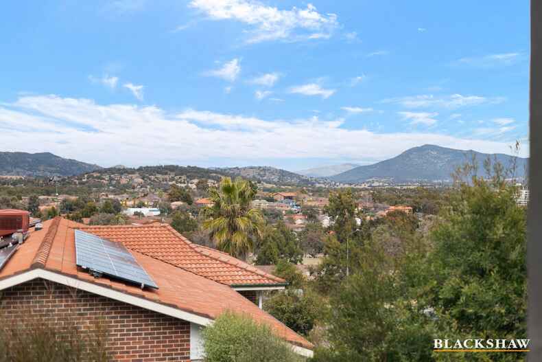 6 Cuthbertson Crescent Oxley 6 Cuthbertson Crescent Oxley