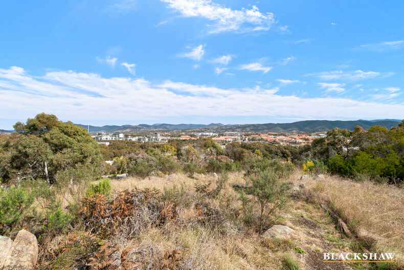 6 Cuthbertson Crescent Oxley 6 Cuthbertson Crescent Oxley