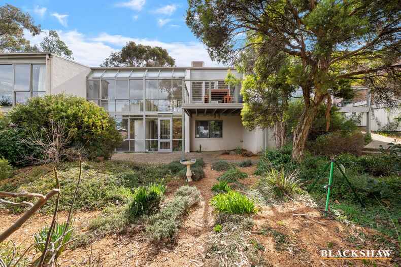 6 Cuthbertson Crescent Oxley 6 Cuthbertson Crescent Oxley