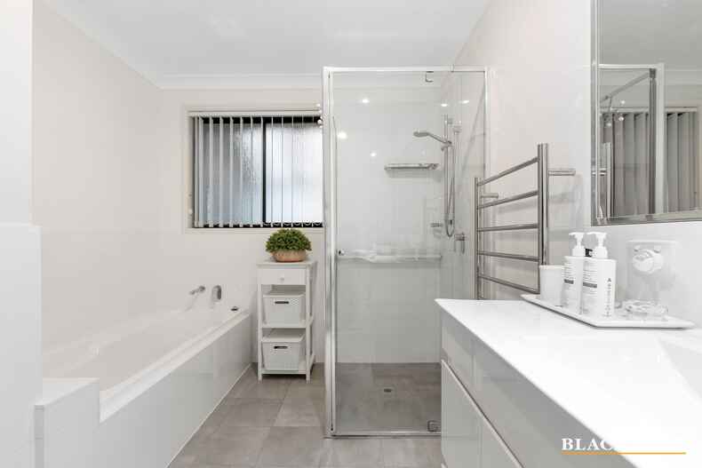 17 Poole Place Sunshine Bay 17 Poole Place Sunshine Bay