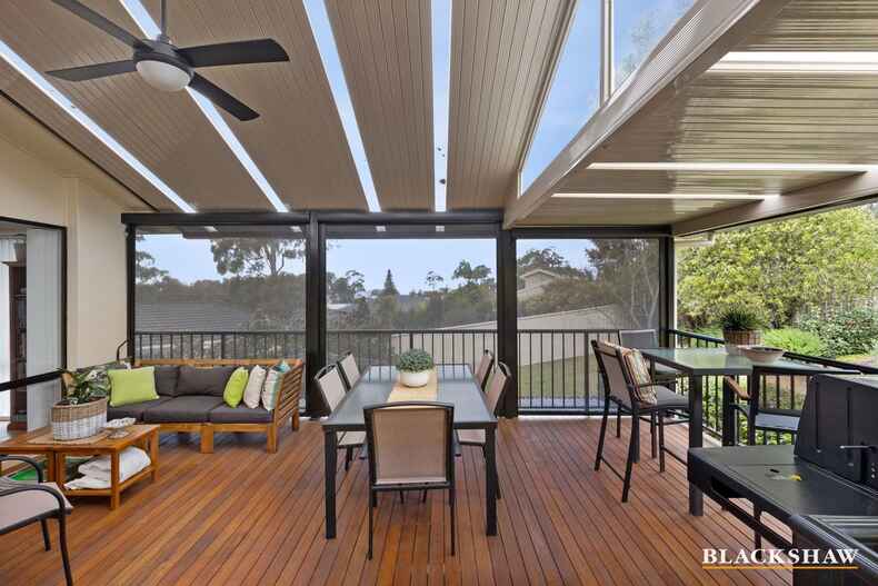 17 Poole Place Sunshine Bay 17 Poole Place Sunshine Bay