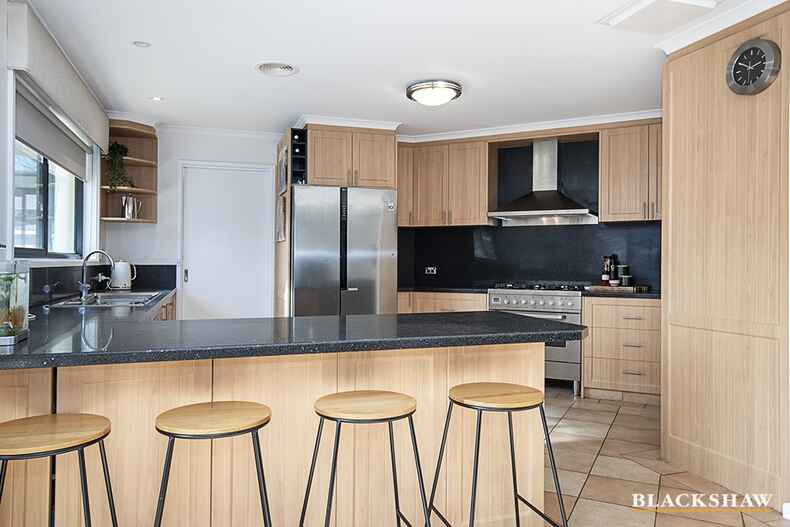 15 Rumbelow Court Nicholls 15 Rumbelow Court Nicholls