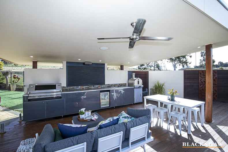 15 Rumbelow Court Nicholls 15 Rumbelow Court Nicholls