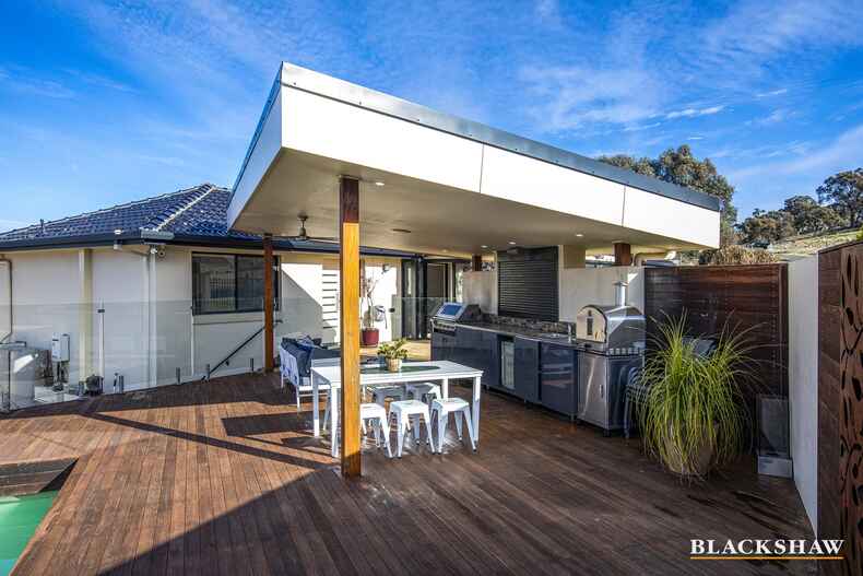 15 Rumbelow Court Nicholls 15 Rumbelow Court Nicholls