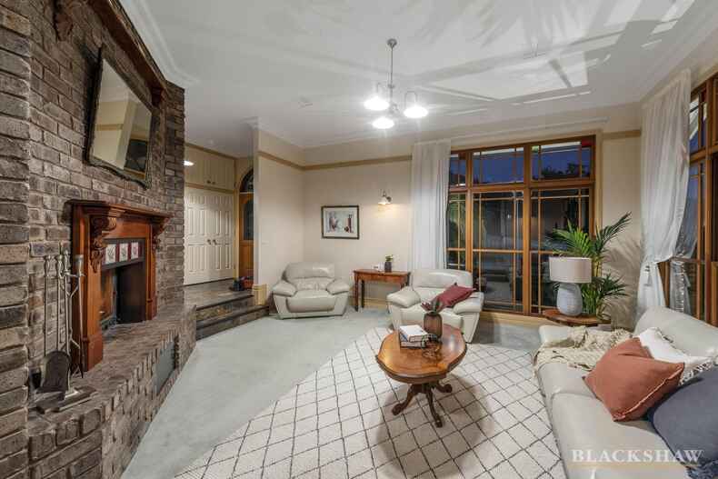 1 Richter Close Fadden 1 Richter Close Fadden