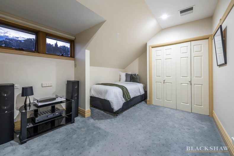 1 Richter Close Fadden 1 Richter Close Fadden