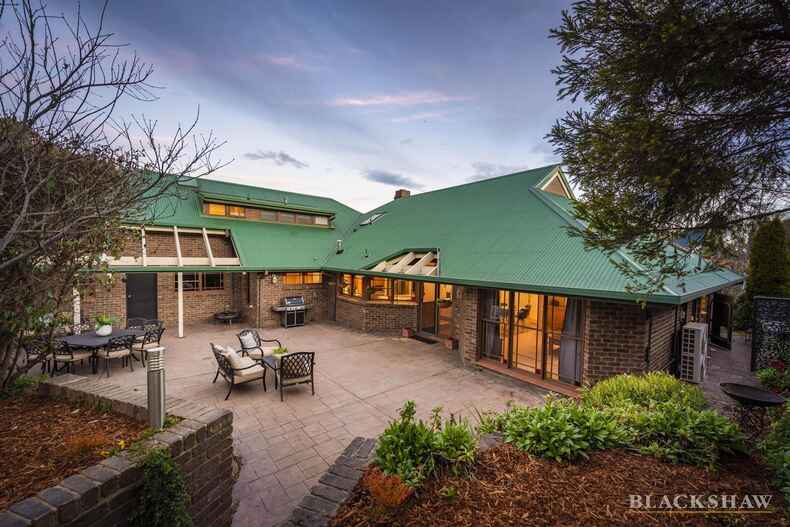 1 Richter Close Fadden 1 Richter Close Fadden