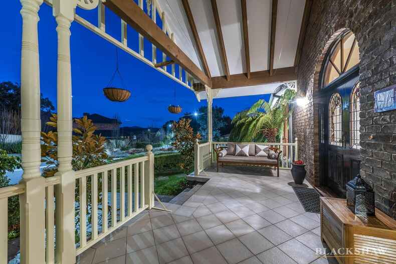 1 Richter Close Fadden 1 Richter Close Fadden