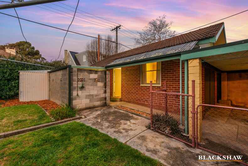 16 Hopetoun Circuit Deakin 16 Hopetoun Circuit Deakin