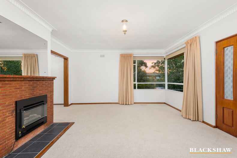 16 Hopetoun Circuit Deakin 16 Hopetoun Circuit Deakin