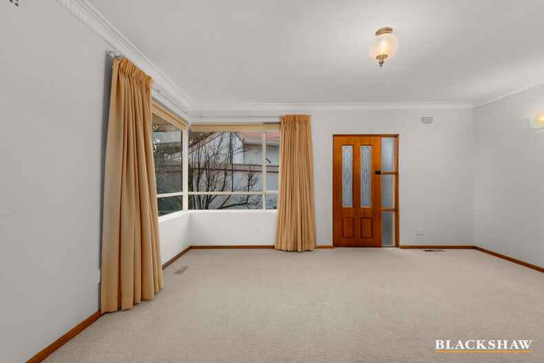 16 Hopetoun Circuit Deakin 16 Hopetoun Circuit Deakin