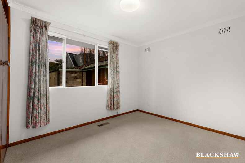 16 Hopetoun Circuit Deakin 16 Hopetoun Circuit Deakin