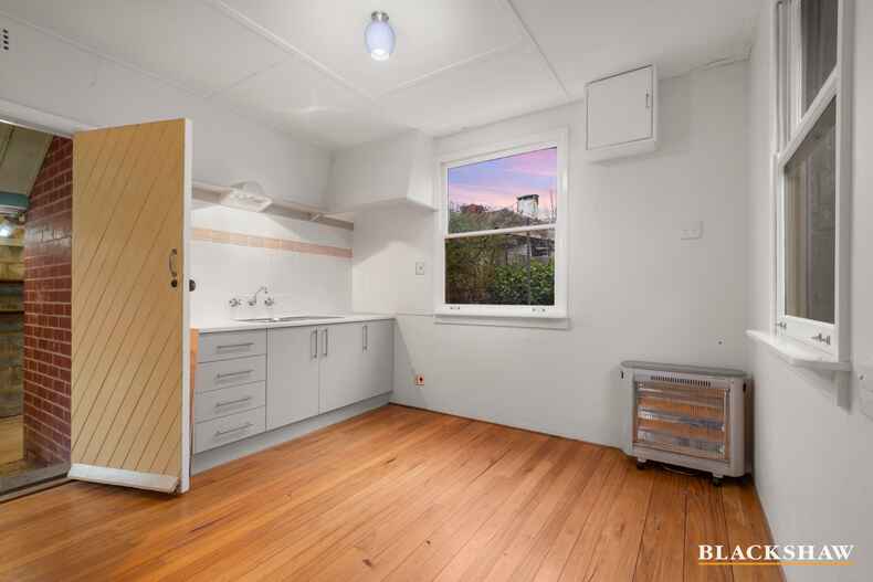 16 Hopetoun Circuit Deakin 16 Hopetoun Circuit Deakin