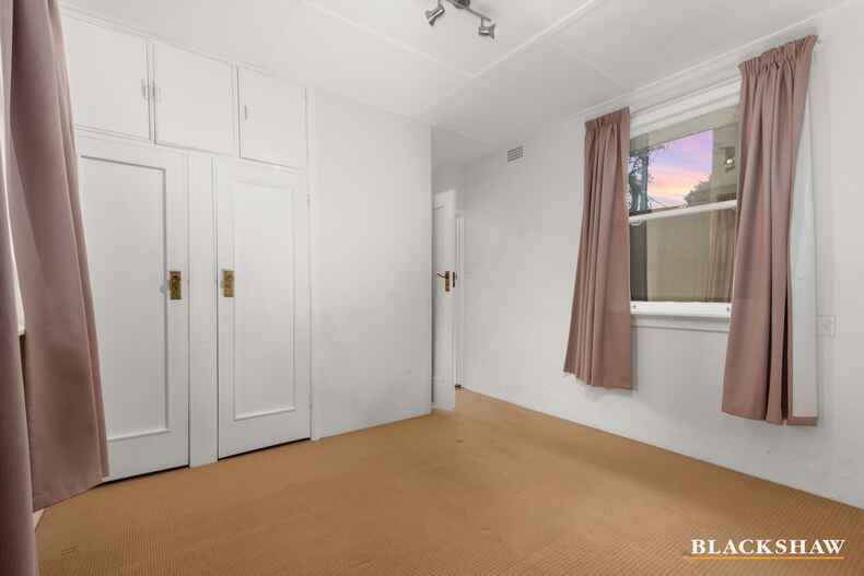 16 Hopetoun Circuit Deakin 16 Hopetoun Circuit Deakin