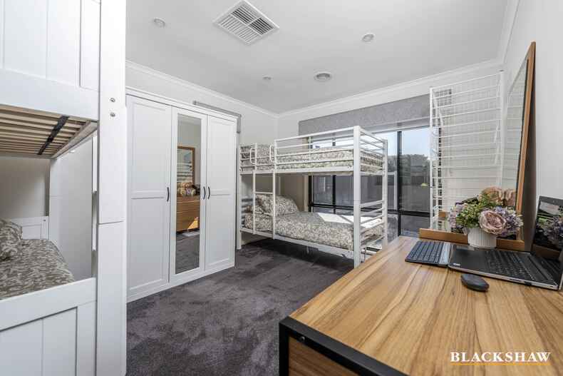 2 Benaroon Circuit Amaroo 2 Benaroon Circuit Amaroo