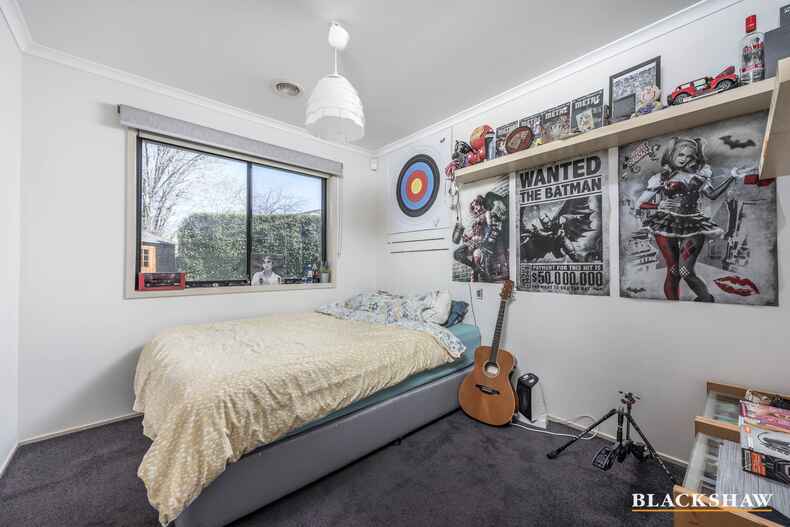 2 Benaroon Circuit Amaroo 2 Benaroon Circuit Amaroo