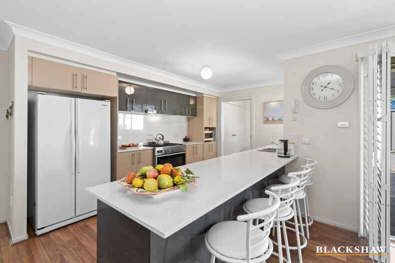 27 Yugura Street Malua Bay