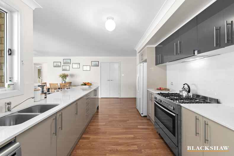 27 Yugura Street Malua Bay