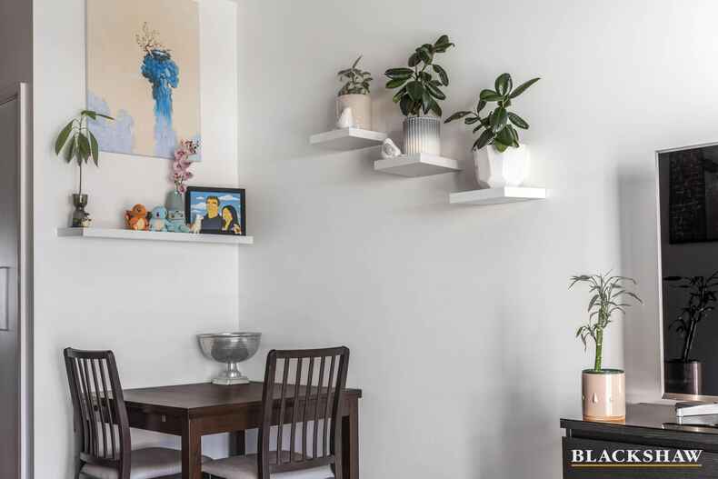 38/58 Max Jacobs Avenue Wright 38/58 Max Jacobs Avenue Wright