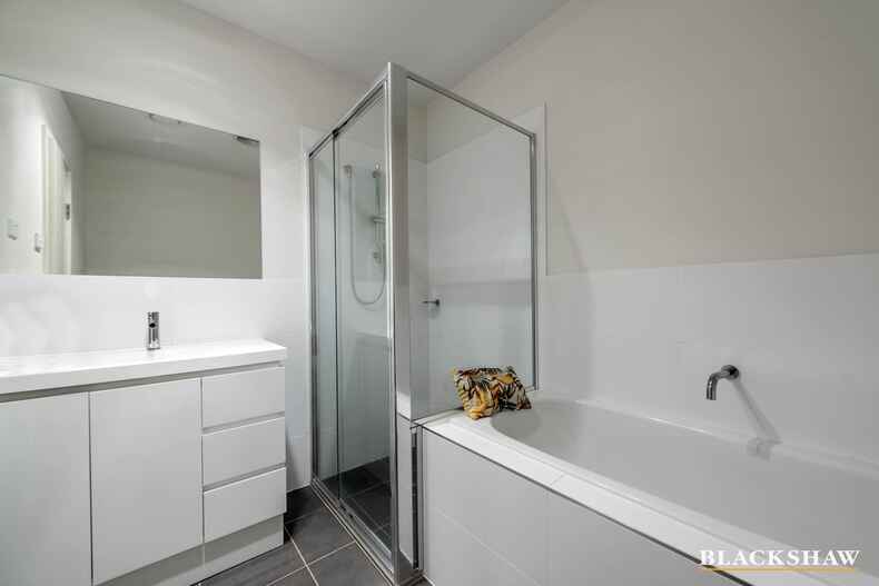 38/58 Max Jacobs Avenue Wright 38/58 Max Jacobs Avenue Wright