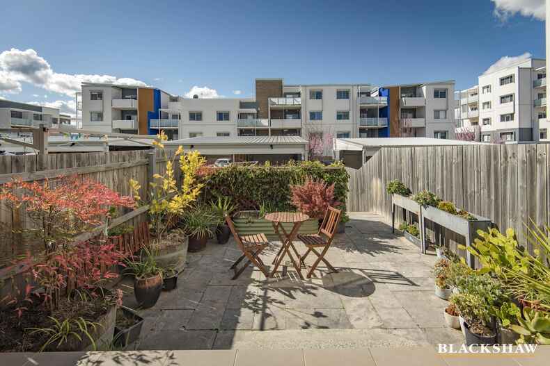 38/58 Max Jacobs Avenue Wright 38/58 Max Jacobs Avenue Wright