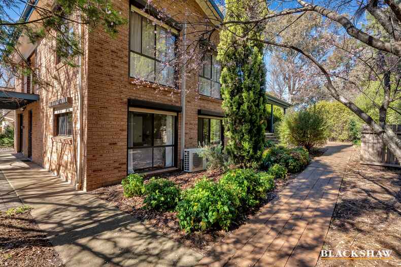 13 Needham Place Stirling 13 Needham Place Stirling