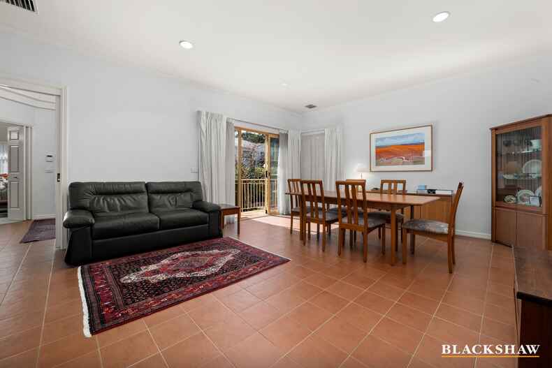 8/10 Taronga Place O'Malley 8/10 Taronga Place O'Malley