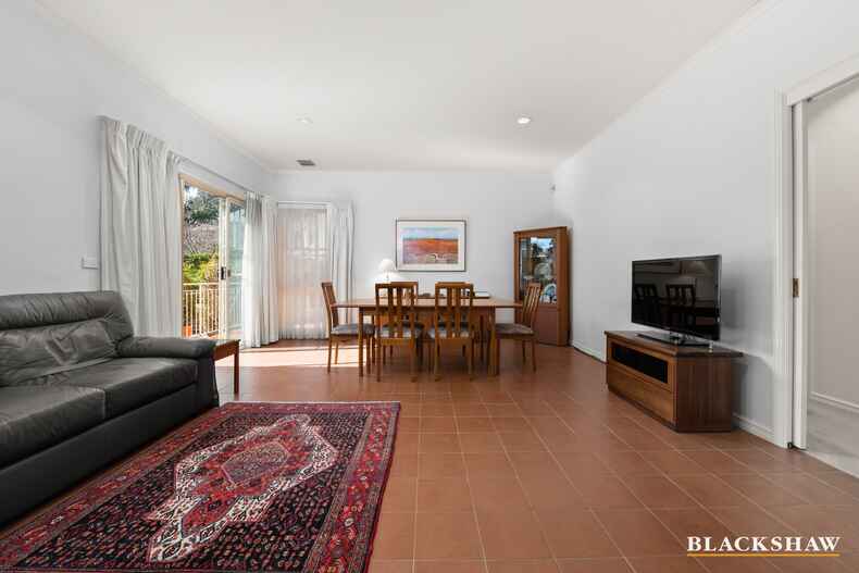 8/10 Taronga Place O'Malley 8/10 Taronga Place O'Malley