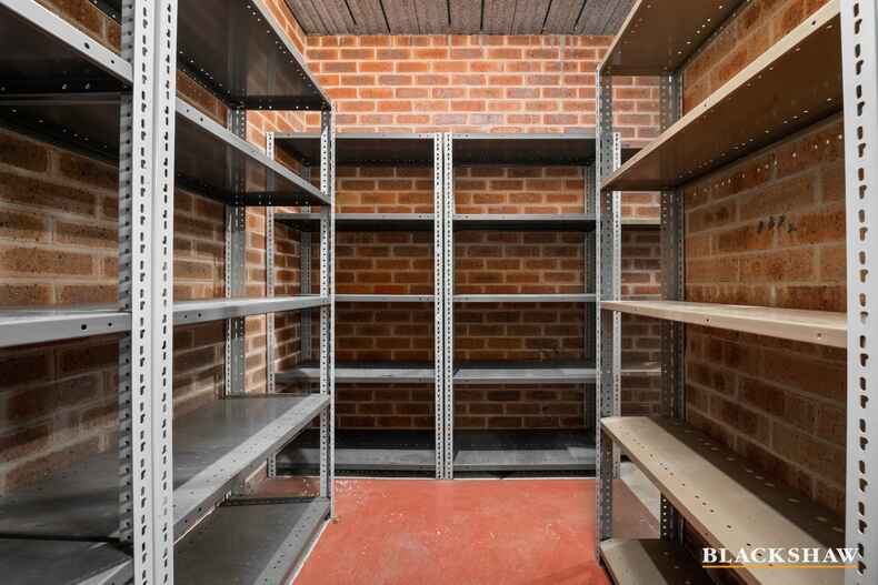 8/10 Taronga Place O'Malley 8/10 Taronga Place O'Malley